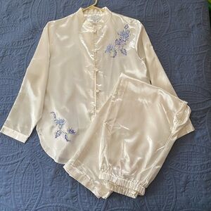 Erika Taylor Petites Intimates Elegant Embroidered Women's Sleepwear Set